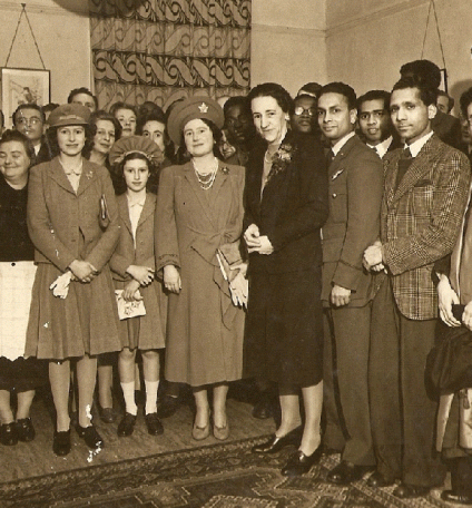 Datta, 2nd from right, with Princess Elizabeth and the Queen