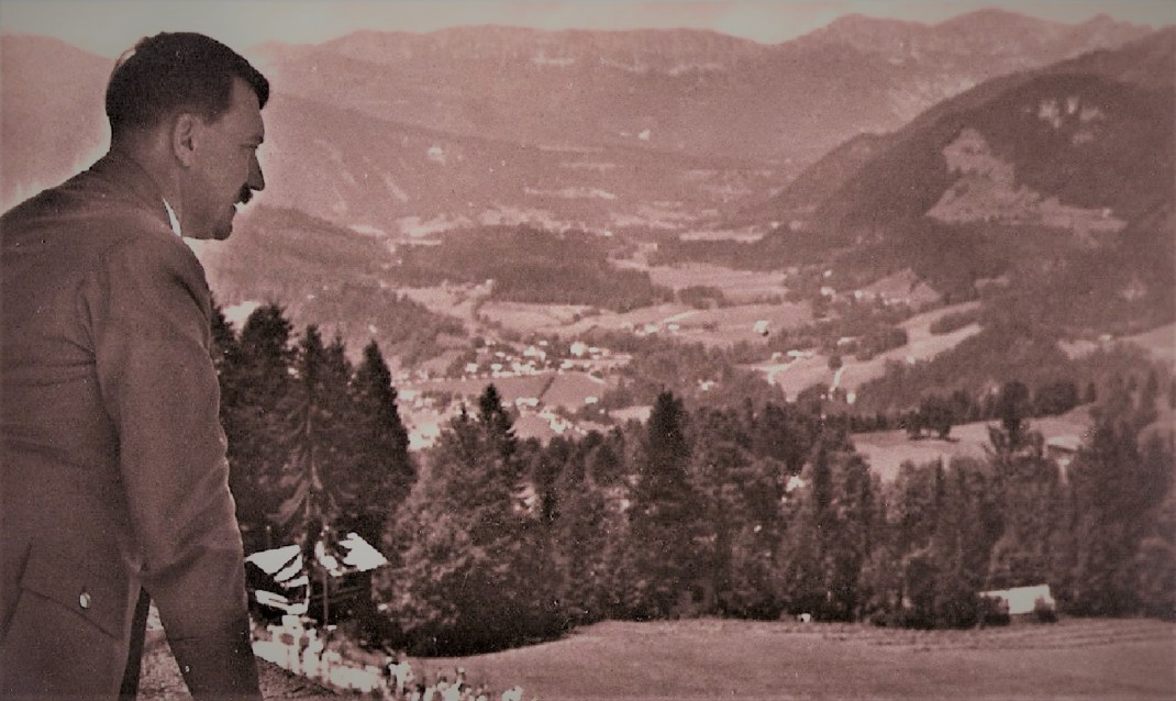 hitler at berchtesgaden 2