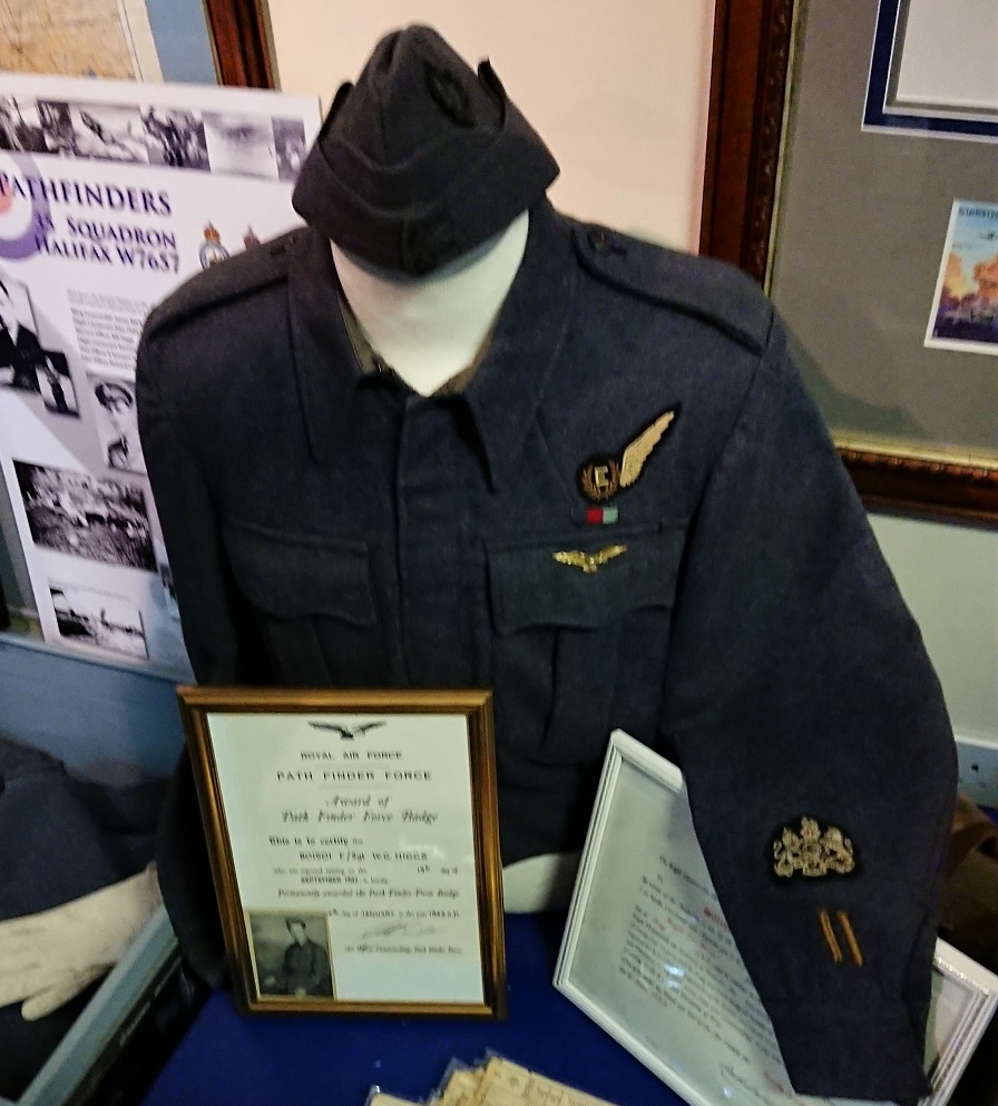 flight sergeant W C HIggs - wound stripes